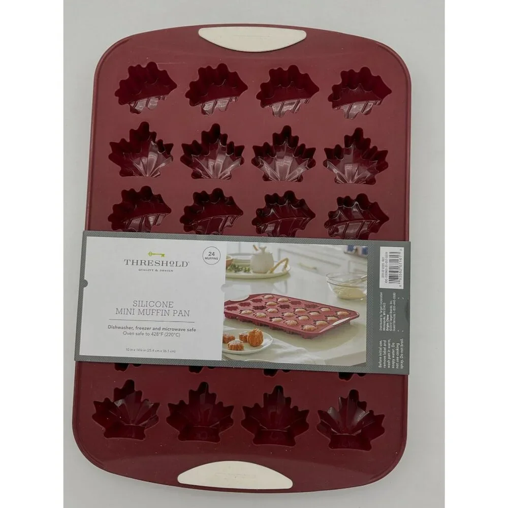Threshold Burgundy Silicone Leaf Shape 24 Cup Mini Muffin Pan NEW with Tags